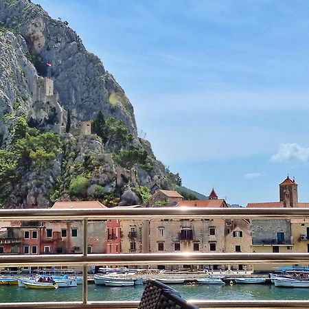 Mitra Zonata Blue Apartment Omis Bagian luar foto