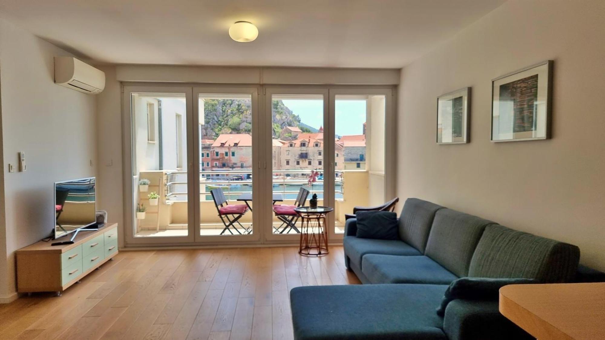 Mitra Zonata Blue Apartment Omis Bagian luar foto