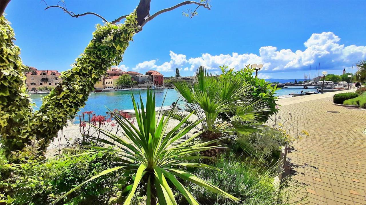 Mitra Zonata Blue Apartment Omis Bagian luar foto